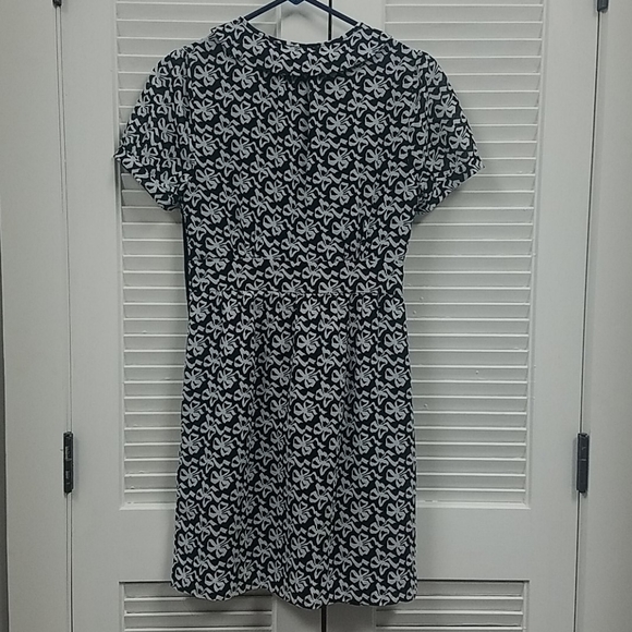 👗 - Picture 3 of 4